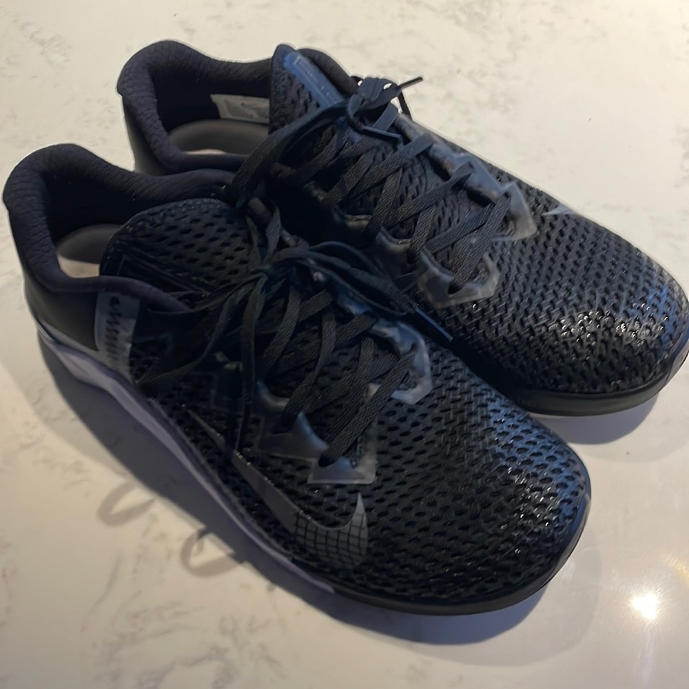 Nike Metcon worn less than 10 times
